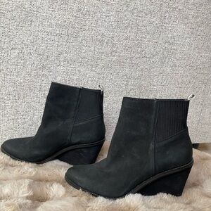 Dr. Scholl's Black Ankle Booties